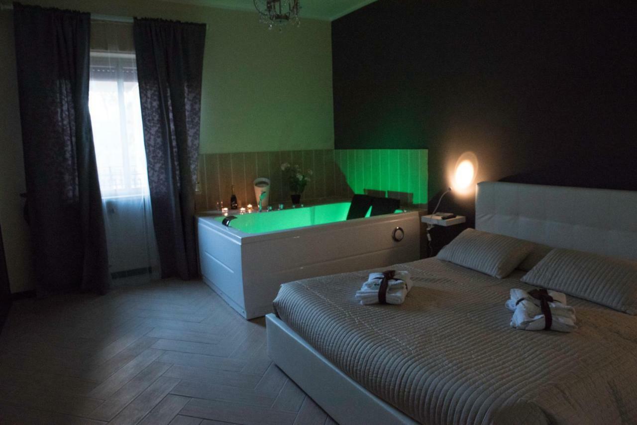 Il Centro Short Lets Hotel Valguarnera Caropepe Ngoại thất bức ảnh
